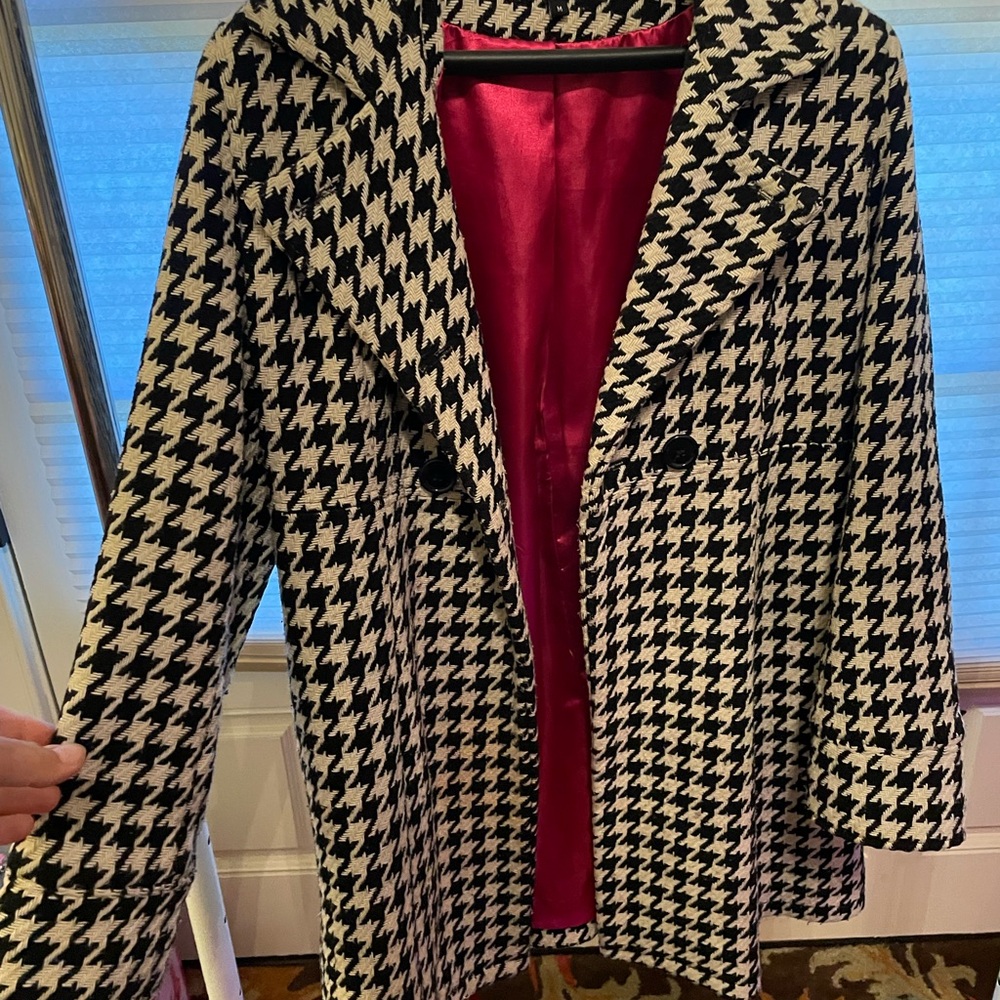 Black Rivet Houndstooth Trench Coat with Red Lining